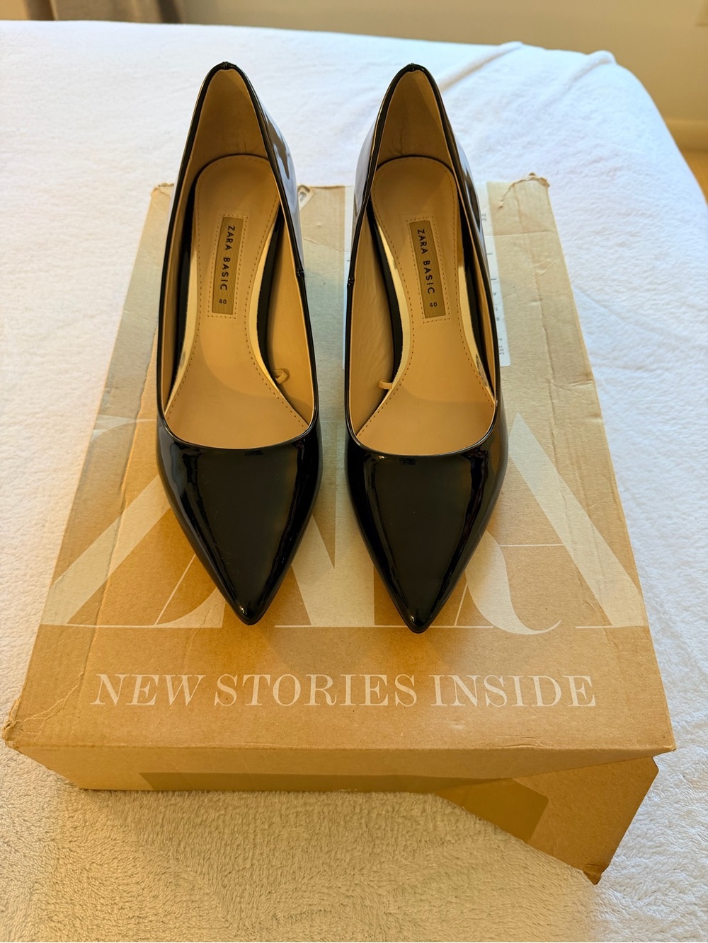Zara Basic Black Patent Pointed-Toe Pumps – EU 40 – Worn Once